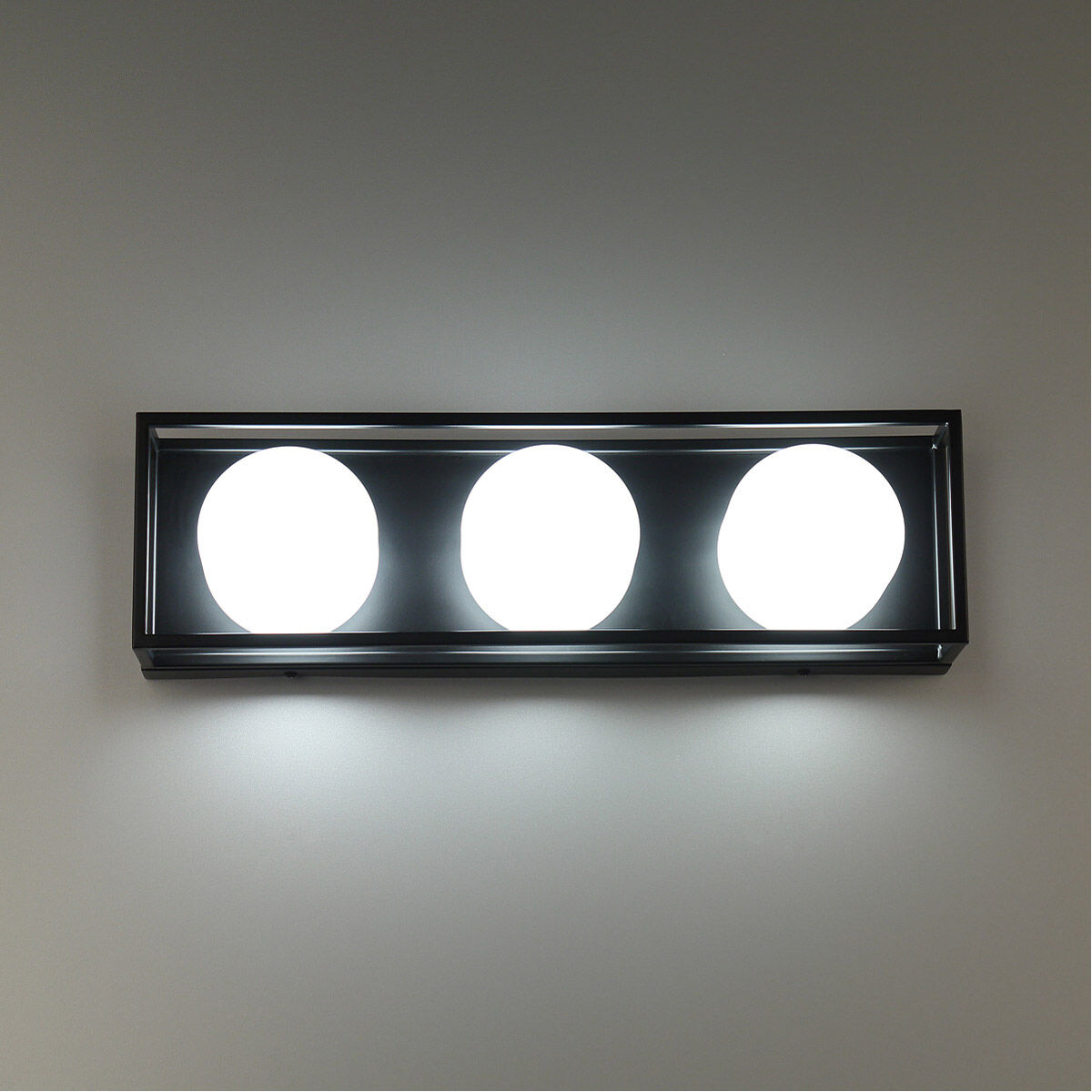 Rover LED 18 inch Chrome Bath Bar Wall Light