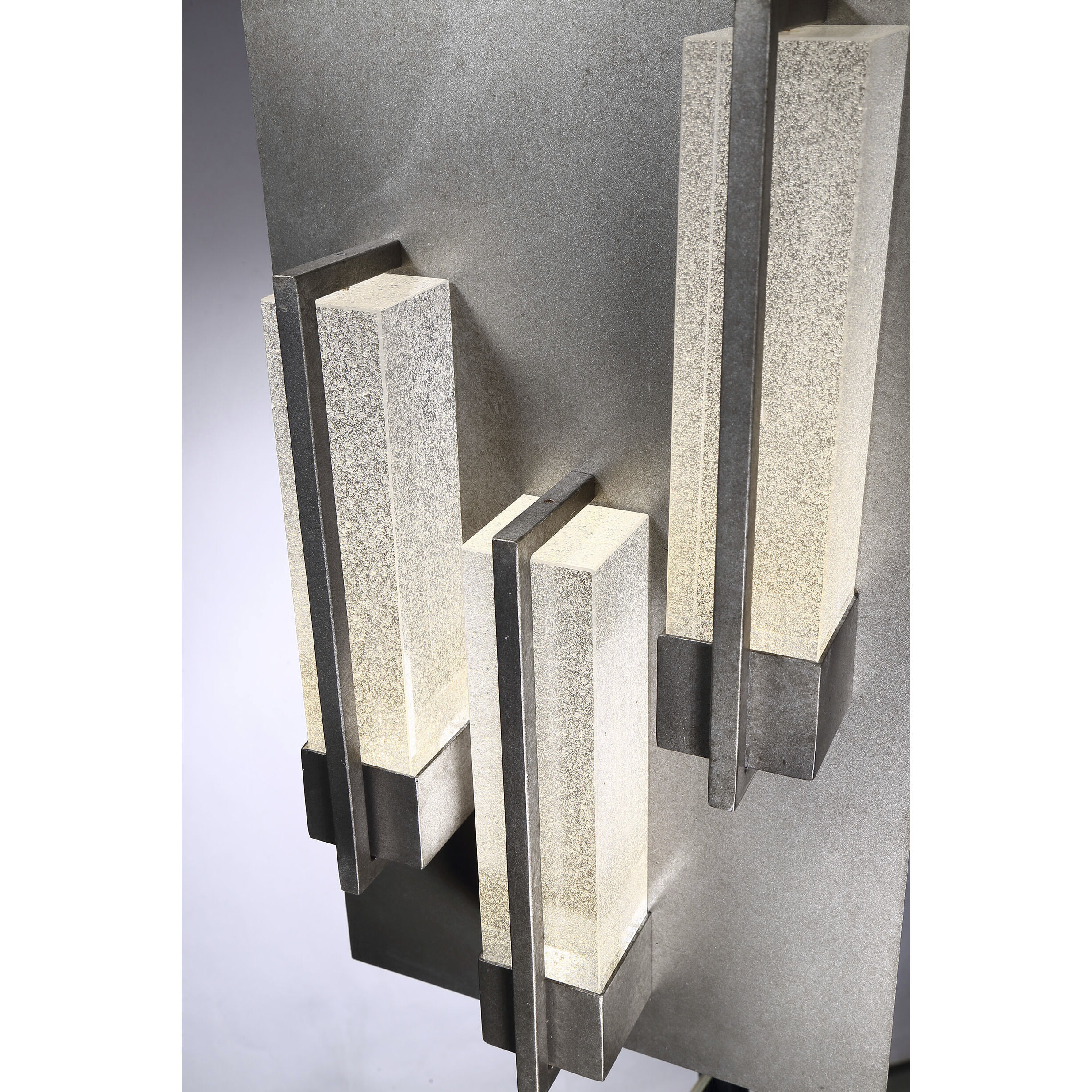 Pari LED 18 inch Antique Silver Outdoor Wall Mount