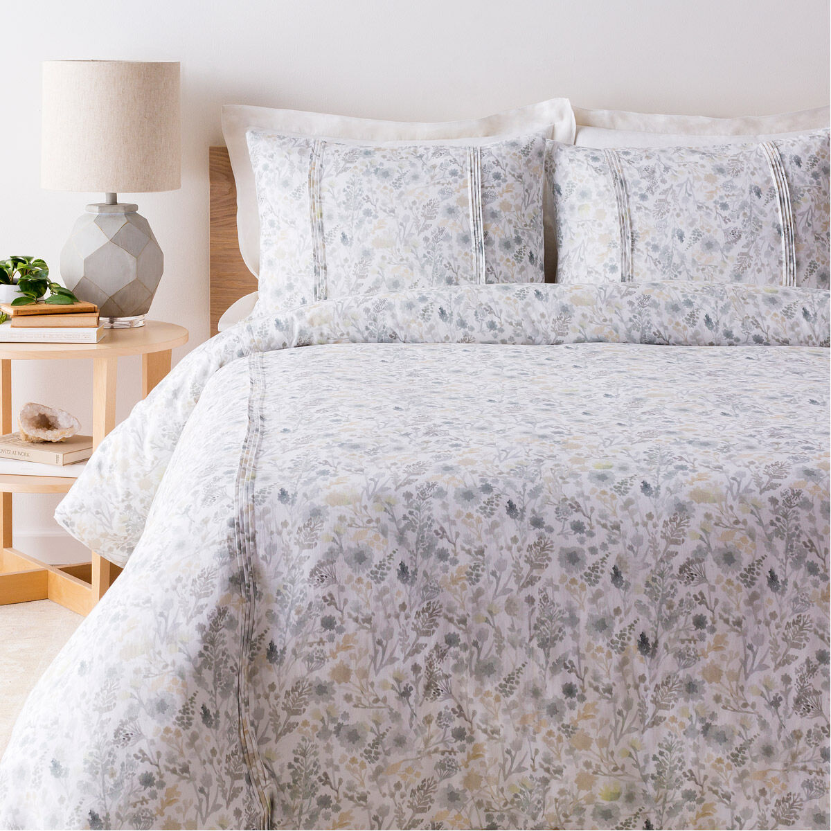 Aria White and Green Duvet Set, Twin