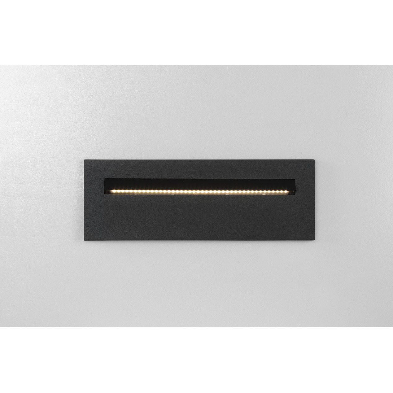 Peek 7 watt Black Outdoor Step Light